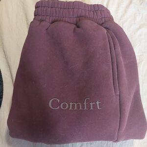 Comfrt Womens Small Sweatpants Burgundy Maroon Great Condition Never Worn